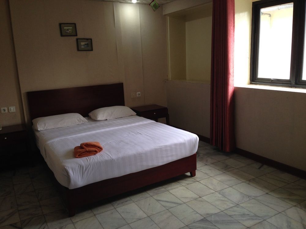 Hotel Mustika Senen Jakarta Ngoại thất bức ảnh